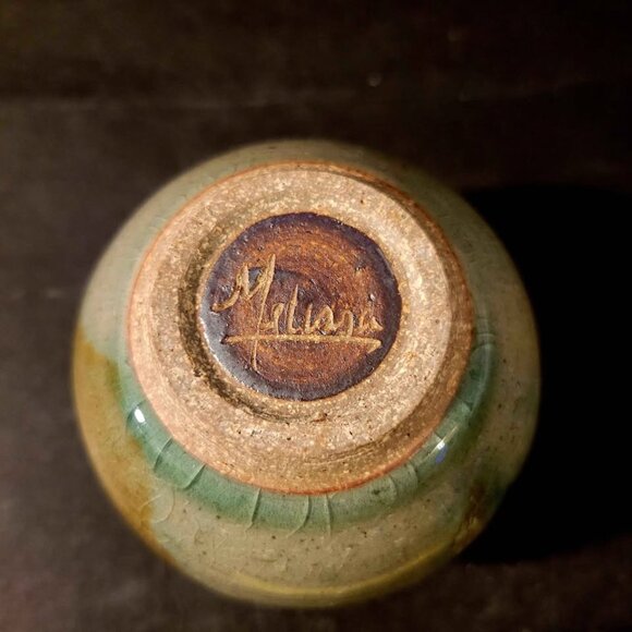 Studio Art Pottery Signed By Artist. It's A Unique, Handmade "Tie-Dye Vase - Picture 6 of 8